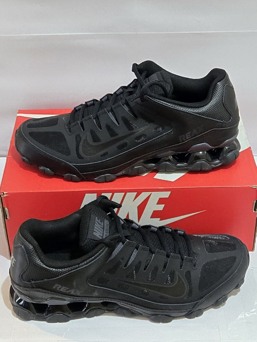 Nike Reax 8 TR Mesh Triple Black Size 10 Men's Running Shoes